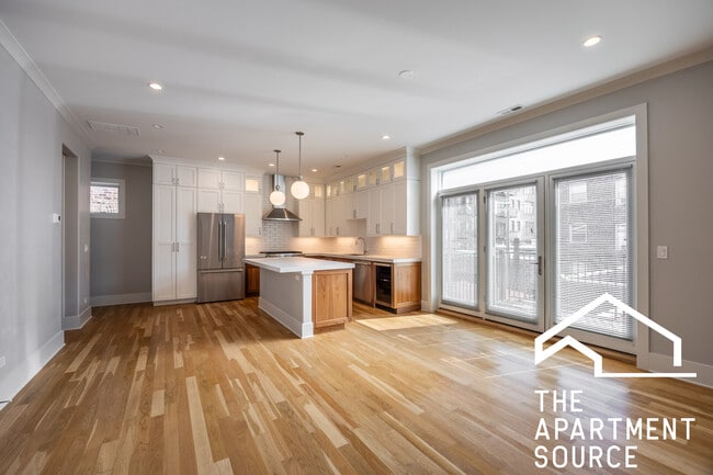 Photo - 4133 N Kenmore Ave Condo Unit 2E