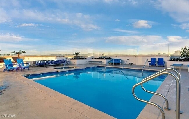 Building Photo - 150 S Las Vegas Blvd Unit 1802