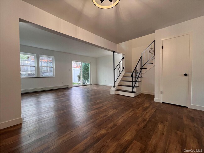 Photo - 524 Saracino Dr