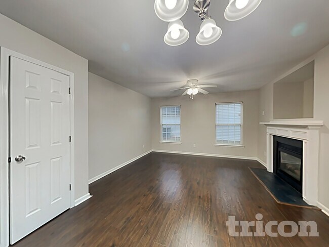 Photo - 310 Winding Canyon Dr