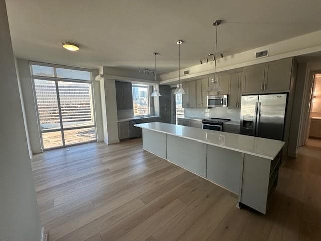 Building Photo - 214 Barton Springs Rd Unit 922