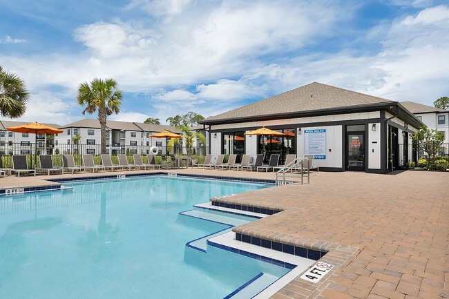 Building Photo - Pointe Grand Daytona Rental