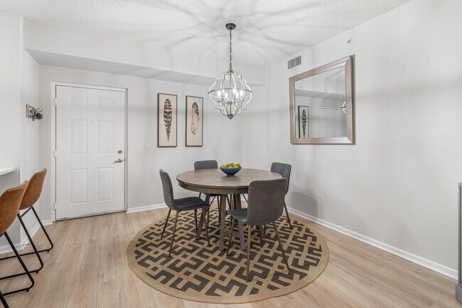 Photo - 11790 St Andrews Place Unidad 203