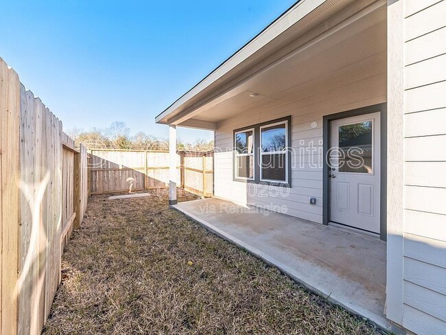 Building Photo - 3410 Bishop Ter Dr Rental