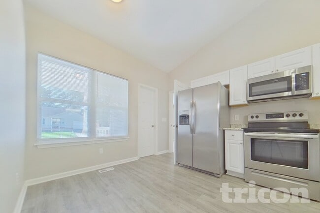 Photo - 108 Woodlands Village Dr