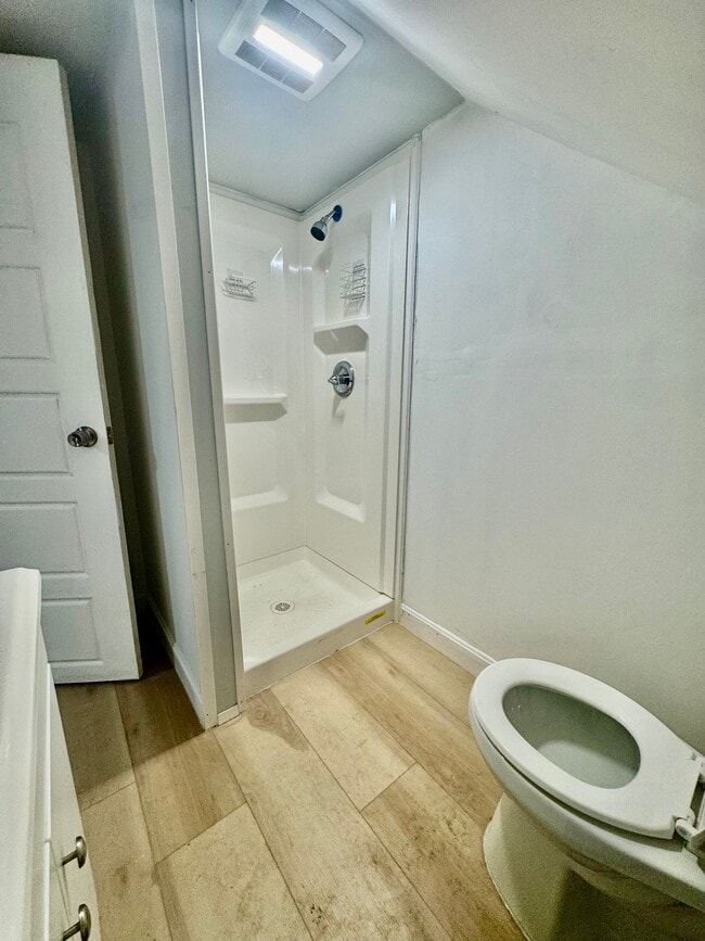 123 Francis Ave Unit 3