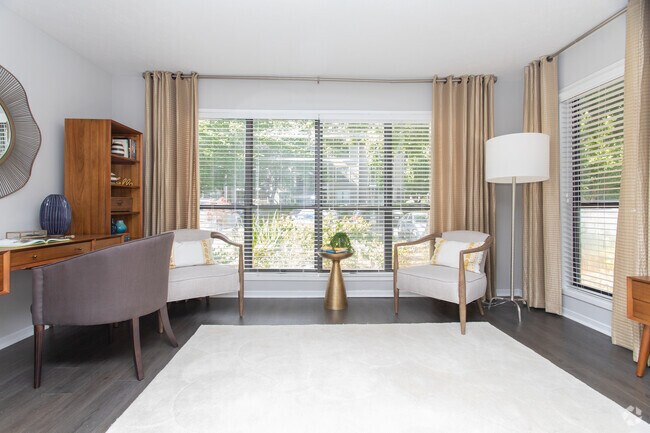 2BR, 2BA - 1210SF - Arden Vue