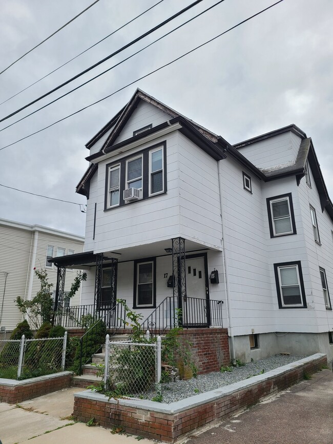 Photo - 17 Stearns St Unit 3