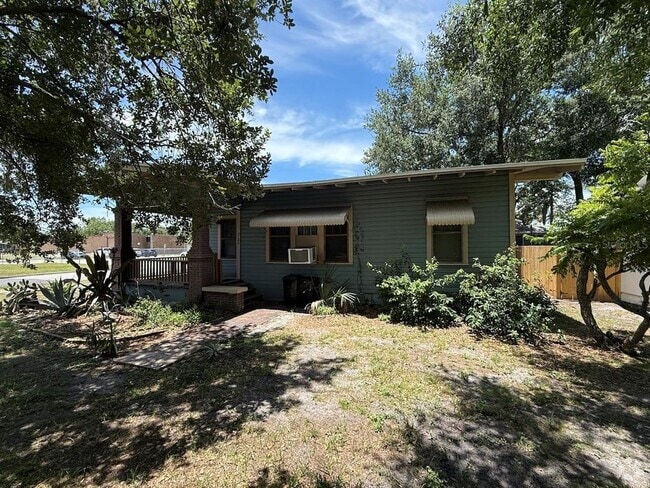 Building Photo - 714 Laurel Ave Rental