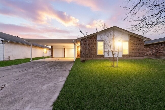 Photo - 11610 Grapewood Dr