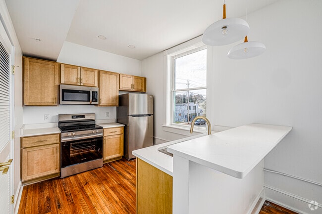 1BR, 1BA - 482SF - Kitchen