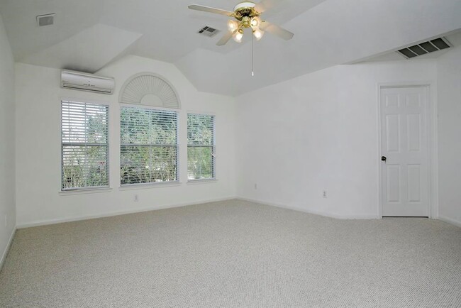 Photo - 6902 Afton Woods Dr
