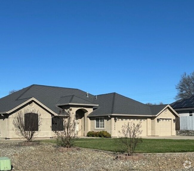 Building Photo - Beautiful 4 Bedroom in Cottonwood Rental