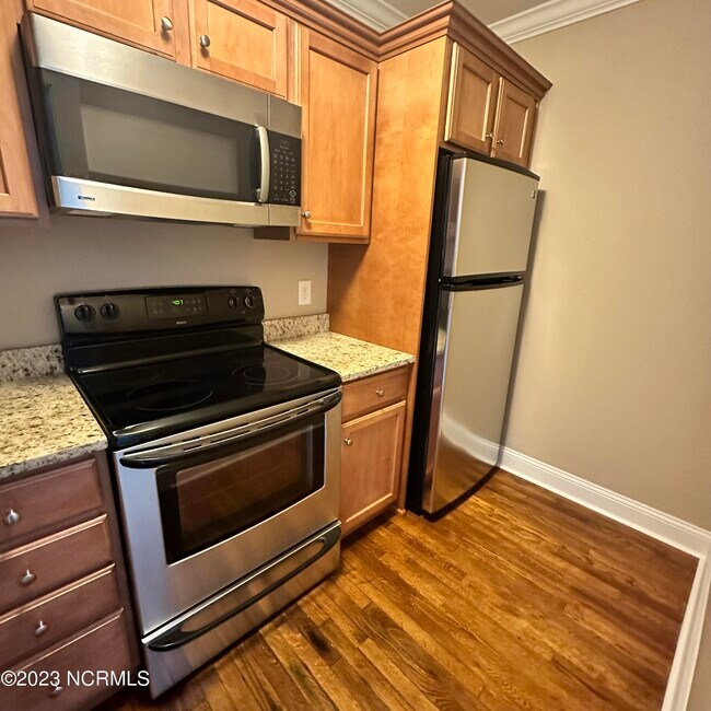 Photo - 80 Market Square Unit 2