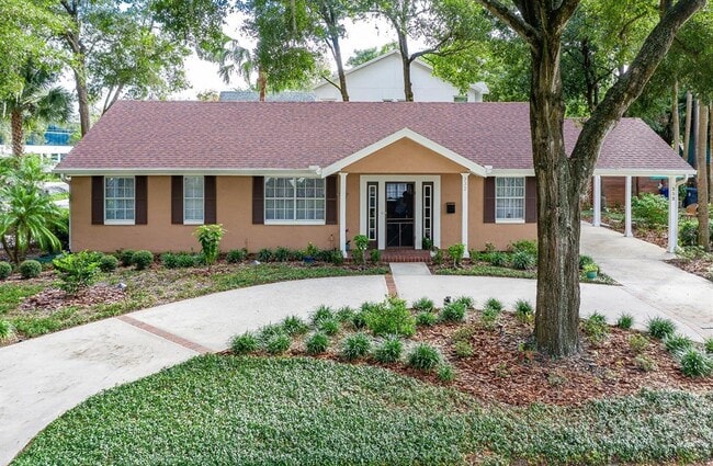 Building Photo - 332 Harris Ave