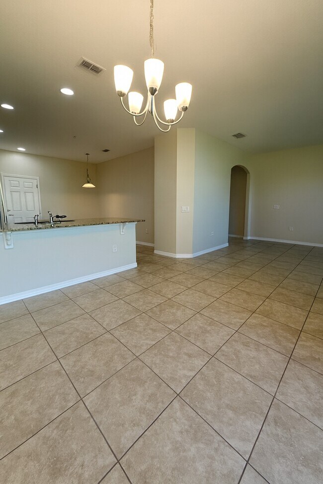 Photo - 2495 Seven Oaks Dr