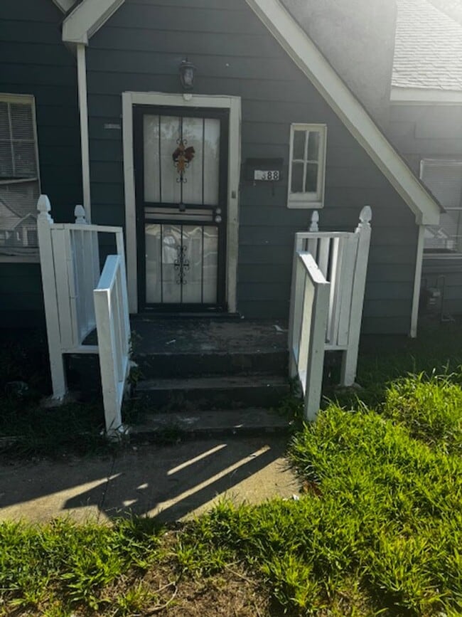 Building Photo - 4 Bedroom Home in Bethel Grove