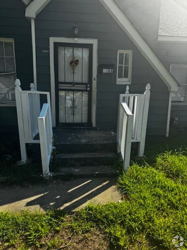 Building Photo - 4 Bedroom Home in Bethel Grove
