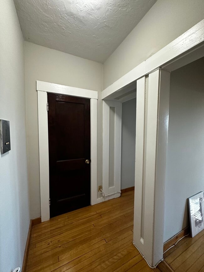 Photo - 112 Queensberry St