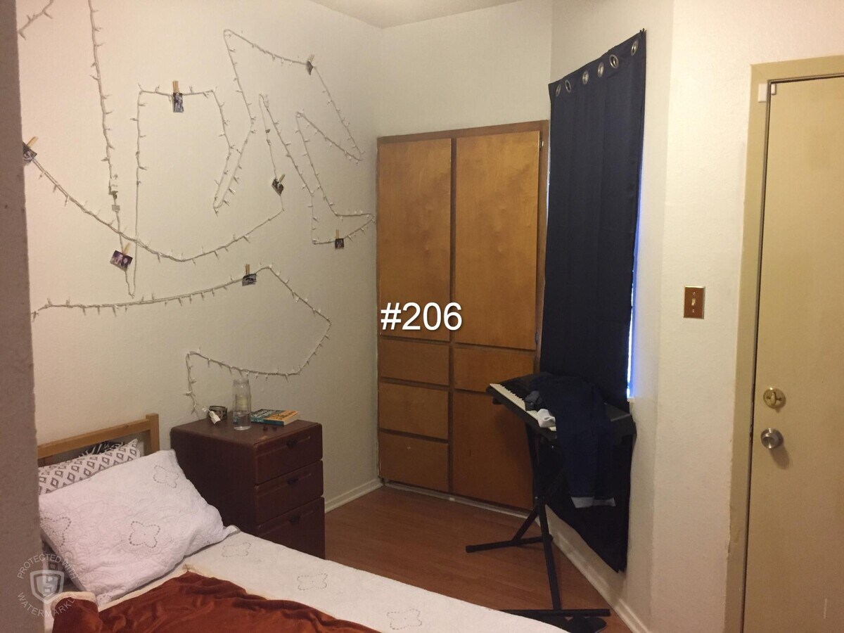 Built in Cabinet - 3316 Guadalupe St Unit 206