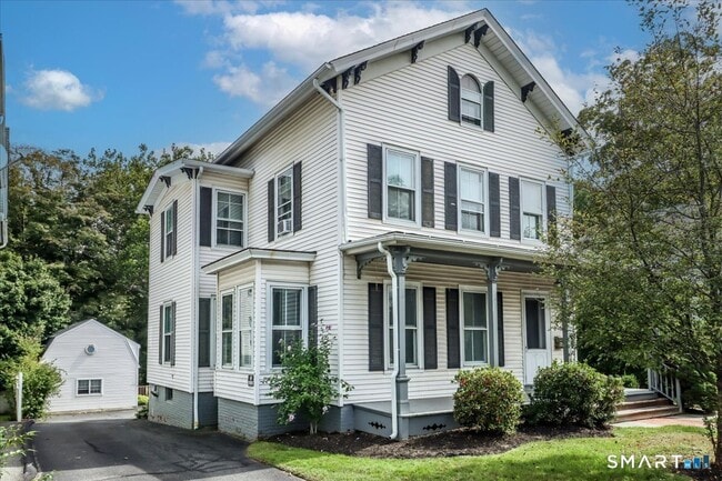 Building Photo - 23 S Main St Unit B