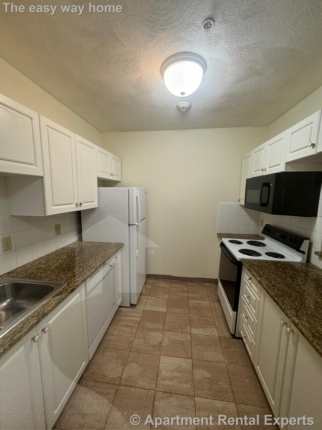 Photo - 373 Highland Ave Unit #320