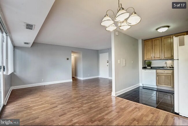 Photo - 431 N Armistead St Unit 102