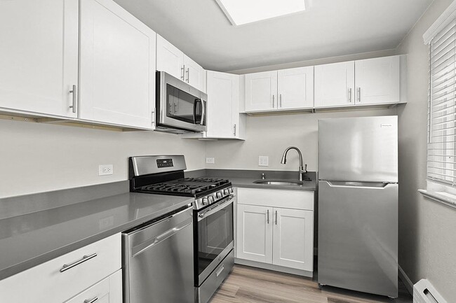 Building Photo - 1325 Madison Rental