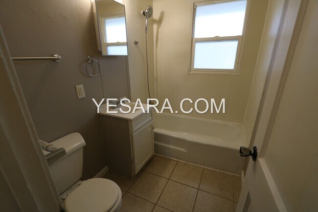 Photo - 112-112 Melrose Ct Unit 110