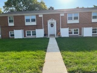 Building Photo - 4735 Delbrook Rd Unit One Rental