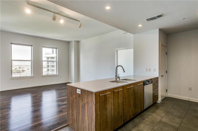 Photo - 2323 N Houston St Unit 516