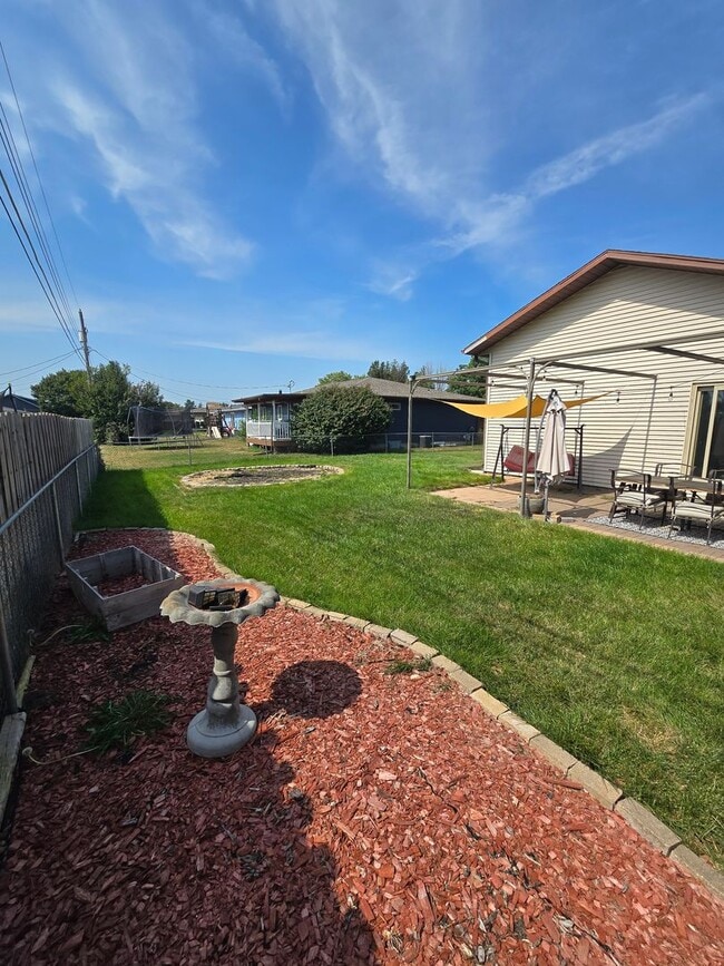 Photo - Charming 4-Bedroom Home with Modern Comfor...