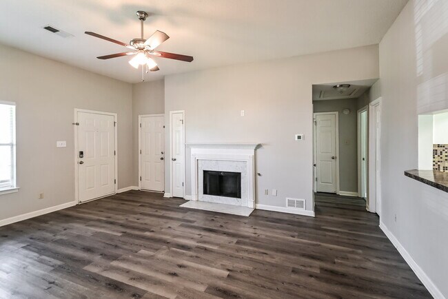 Photo - 8389 Palm Springs Dr