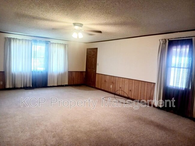 Photo - 600 Paw Paw Rd