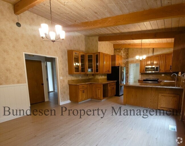 Building Photo - Serene and tranquil living Rental