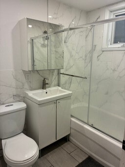 Photo - 2090 Wellington