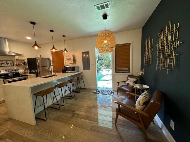 Photo - 207 SW 11th St