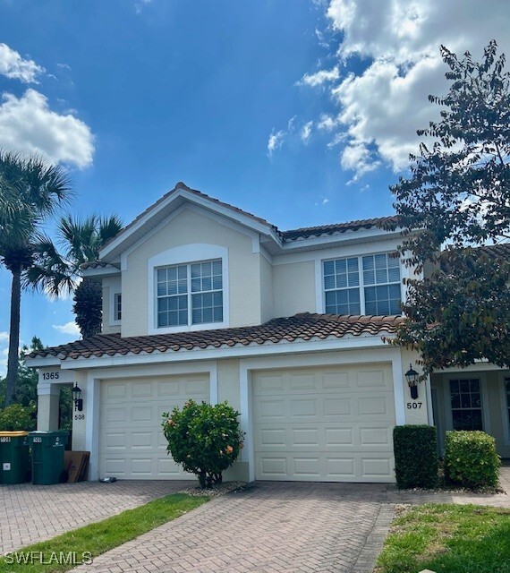 Photo - 1365 Henley St Unidad 507 Rental
