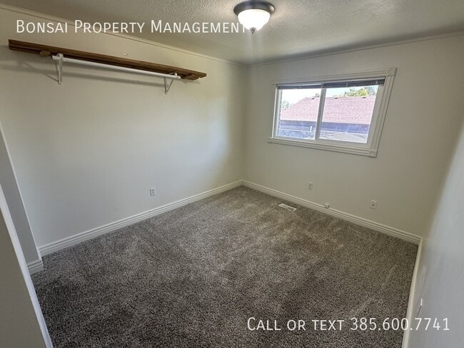 Photo - 2291 Longmeadow Dr