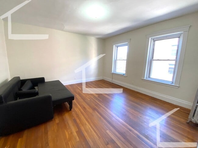12-5 Walbridge St, #12