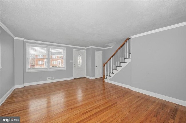 Photo - 1551 Langford Rd