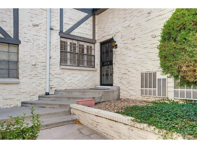 Building Photo - 3556 S Ivanhoe St