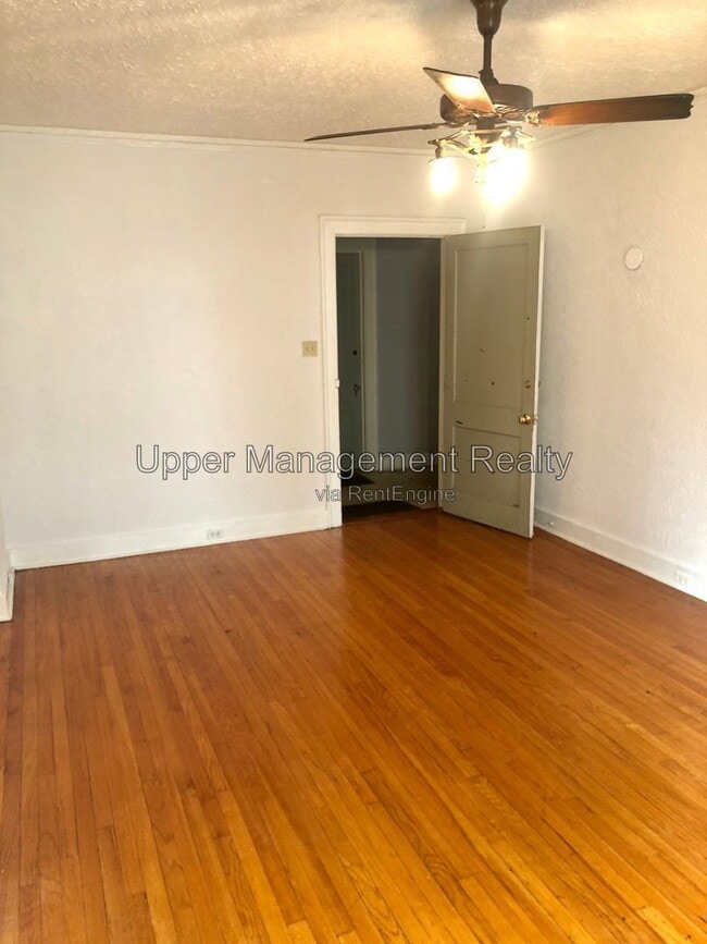 Photo - 1301 Napoleon Ave Unidad J