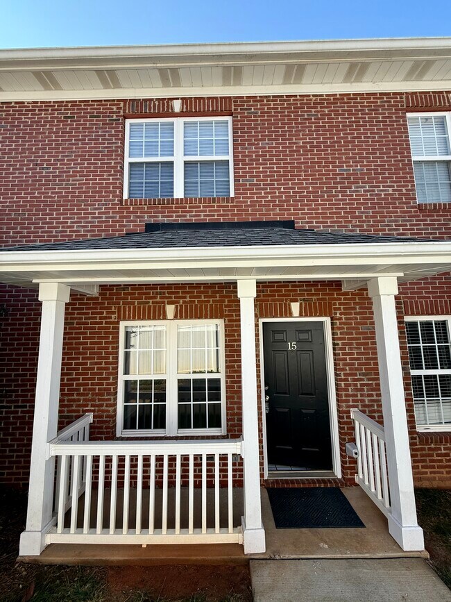 Photo - 917 Shearer St Unit 15