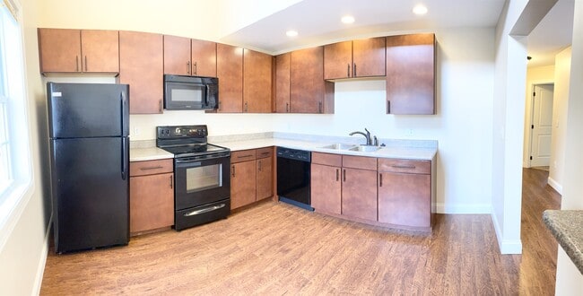 Photo - 405 Treyson Ln