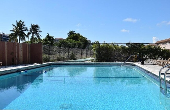 Photo - 650 SW 2nd Ave Unit 2520