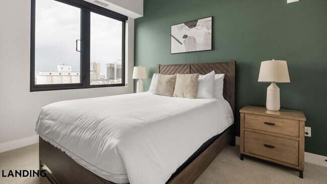 1740 36th St Unit 705