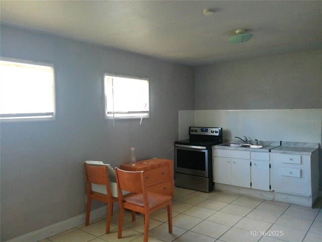 Photo - 2790 Jersey Rd