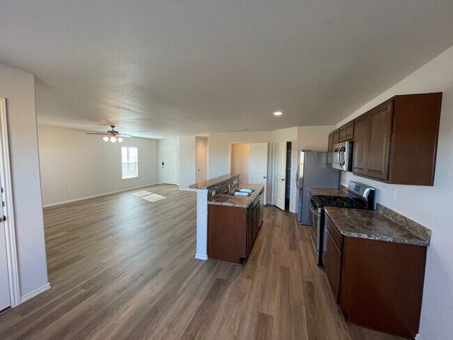 Photo - Secure Your Spot – 3 Bedroom, 2.5 Bath Home in Houston