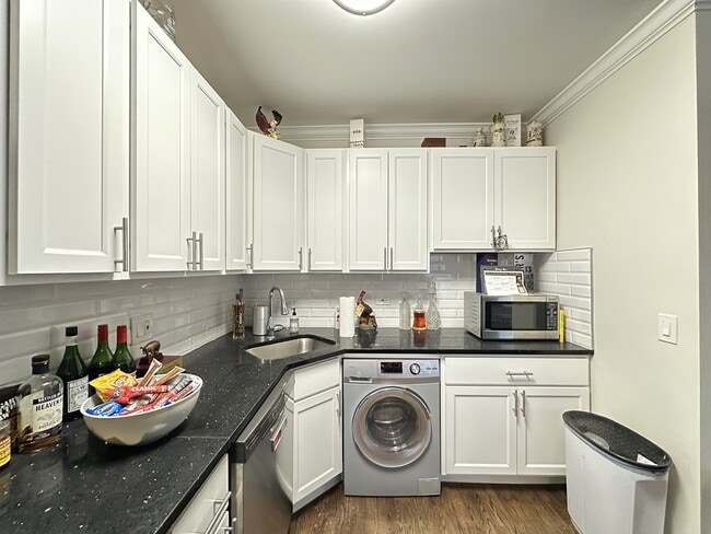 Photo - 918 Green Bay Unidad A3